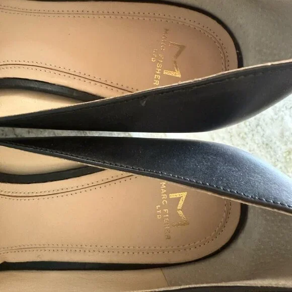 Marc Fisher Women’s Black Leather Zara Block Pointy Toe Pump Heels - Picture 6 of 6